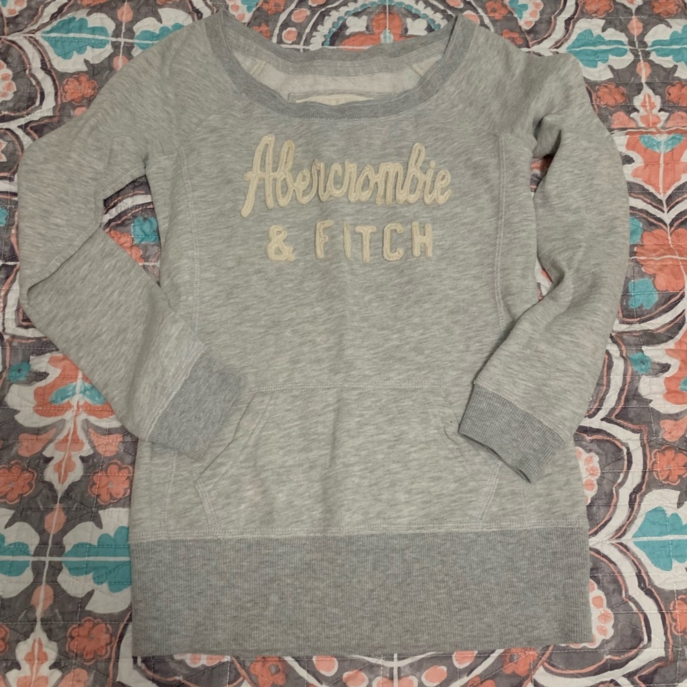 Abercrombie & Fitch sweatshirt